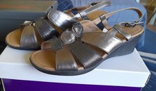 Lotus Bronze/Pewter Strappy