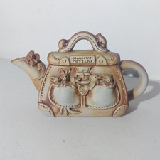 Swagman pottery Teapot Travel
