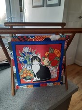 knitting storage frame