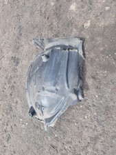 MERCEDES BENZ W205 2016 C CLASS  FRONT RIGHT WHEEL ARCH LINER  A20569128 ST188