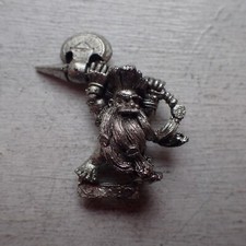 Citadel Warhammer 90s Dwarf Giant Slayer K