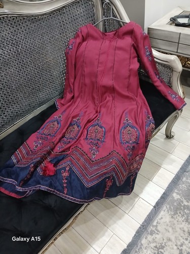 Pakistani 3pc maxi suit medium - pakistani,