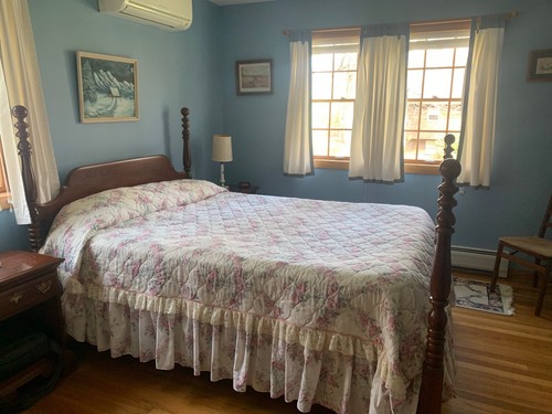 Jamestown oak four post bed - jamestown,