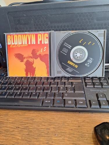 Blodwyn pig mick - blodwyn, lies