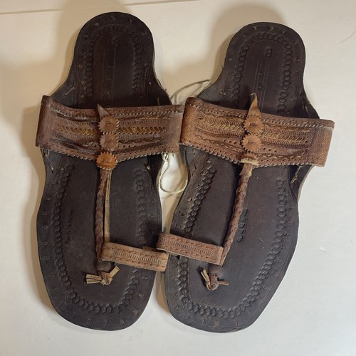 Hippie water buffalo - hippie, toe