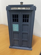 Doctor Who - TARDIS / Police