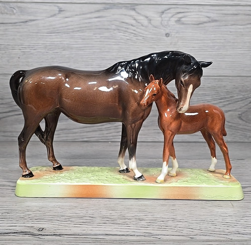 Beswick england mare foal - &,