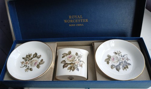 Royal worcester fine - royal,