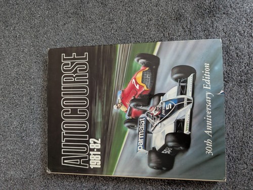 Autocourse 1981 - autocourse, 1981-82