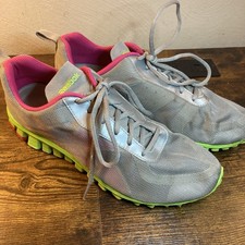 Reebok Women's 10 RealFlex