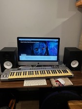 Yamaha HS7  STUDIO MONITOR