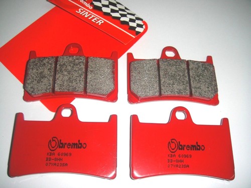 Front brake pads - 4, brembo