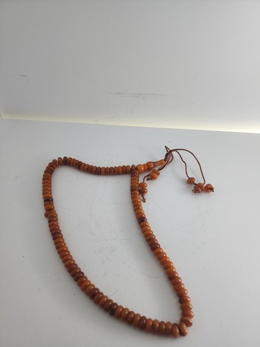 Beautiful amber color beads - beautiful,