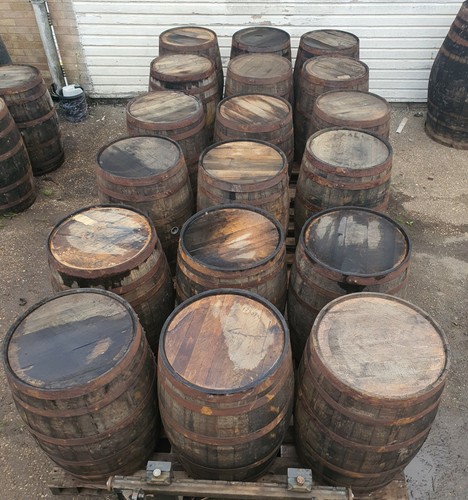 Solid whole oak whisky - oak, barrel