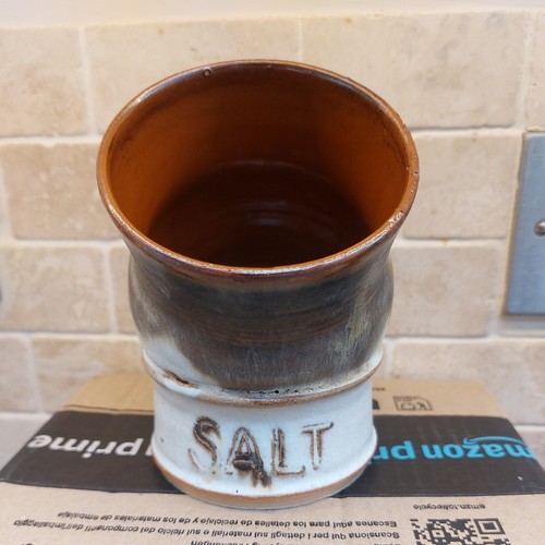Vtg hand thrown - open, pig