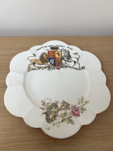 1897 queen victoria diamond - queen,
