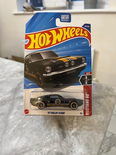 Hot wheels mustang - hot, 3/5-