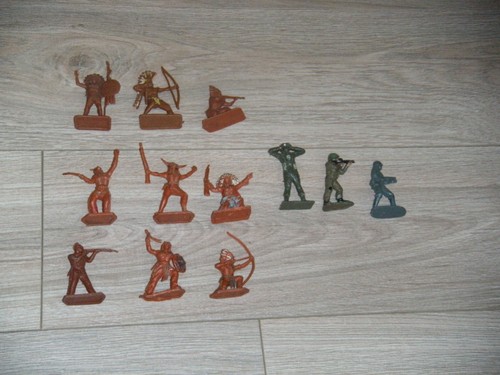 Vintage crescent indians - crescent,