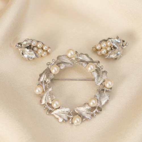 Trifari silver tone - trifari,