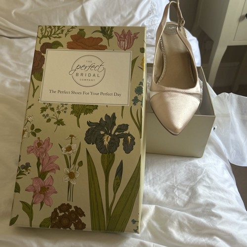 Pink satin shoes - pink,