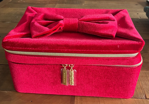 Estee lauder red velvet - velvet, vanity