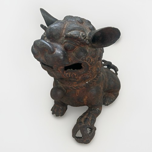 Vintage cast bronze foo - cast,