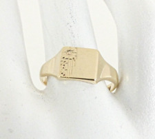 9ct Gold Signet Ring Ladies Childs Hallmarked size Q  2.7grams with Gift Box