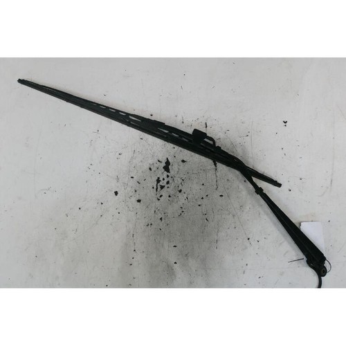 Front wiper arm - front,