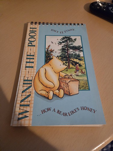 Beautiful winnie the pooh - winnie,