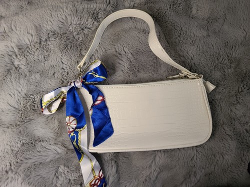 White croc embossed faux - white,