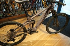 Transition Regulator SX Carbon