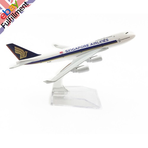 400 747 singapore - 1/400, airlines
