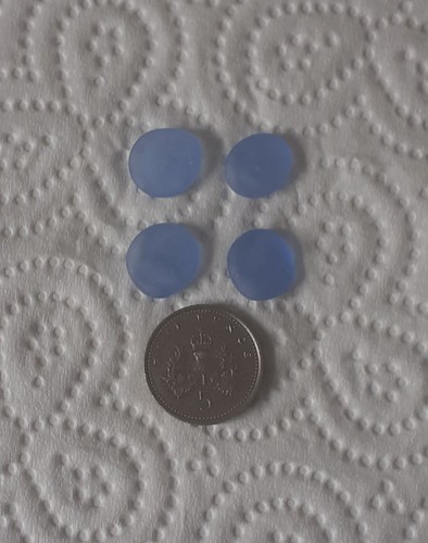 Small light blue pieces - small,