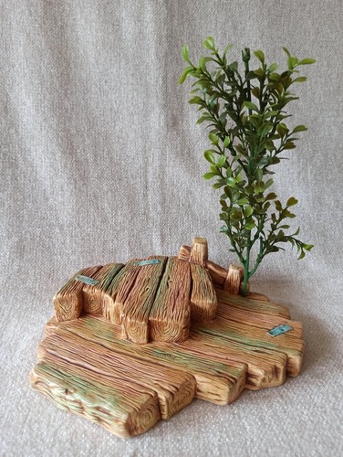 Pendelfin timber stand - stand,