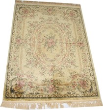 Pure Silk Chinese hand tufted rug in light gold  5.6 x 4 ft excellent condition