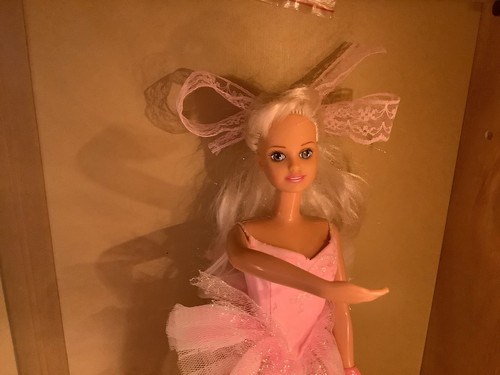 Sindy doll hasbro pirouette - sindy,