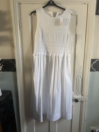 White dress 16 - tu,