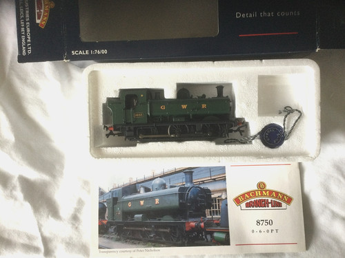 Bachmann gauge 32 - 'oo',