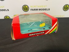 BRITAINS 9556 1:32 SCALE HAY