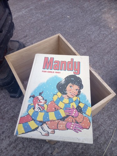 Mandy comic 697 - -,