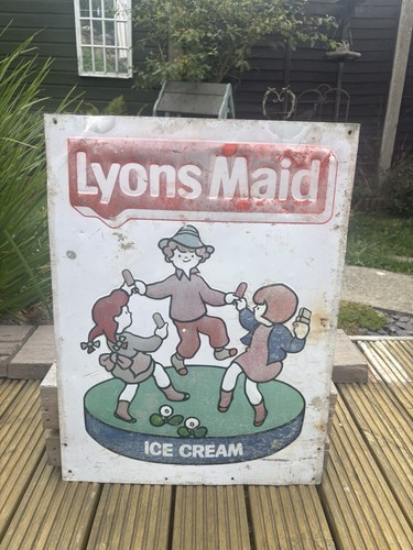 Genuine vintage 1970 lyons - 1970's, 'lyons