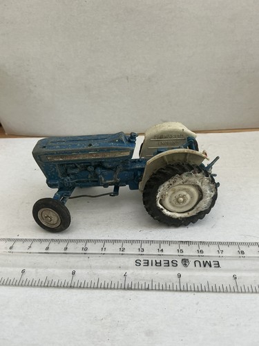 Britains ford 5000 6600 - ford,