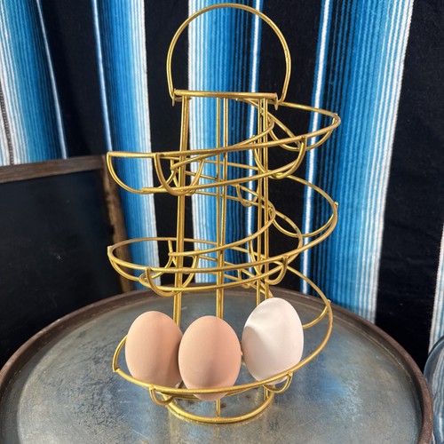 Golden metal spiral egg - golden,