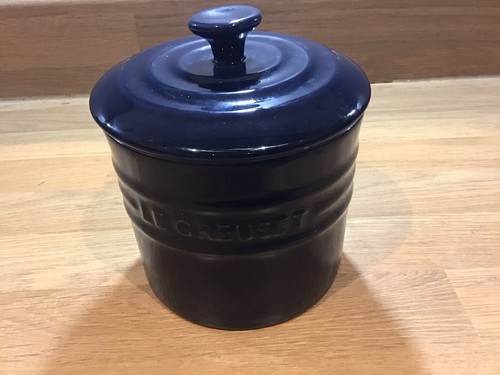 Creuset dark blue storage - le,