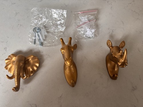 Set small gold tone plastic - of,