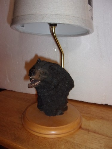 Black bear lamp