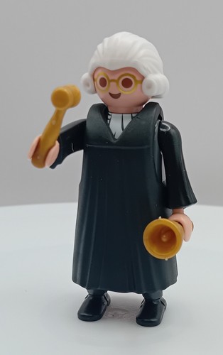 Pre owned playmobil - pre-owned,