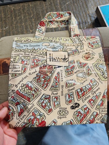 Harrods knightsbridge london - harrods,
