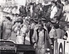 STEVE MCQUEEN & RONALD LEIGH-HUNT GULF LE MANS MOVIE SET ORIGINAL PERIOD PHOTO