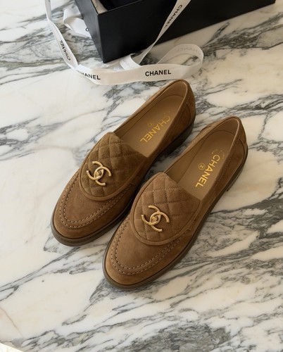 Authentic logo chanel suede - cc,
